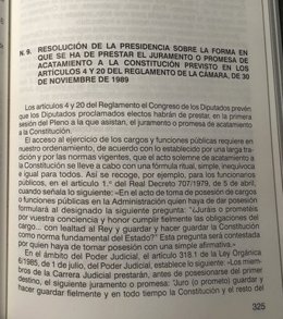 Resolución de Presidencia que regula la fórmula de acatamientos de la Constitución