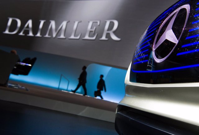 Logotipos de Mercedes-Benz y Daimler