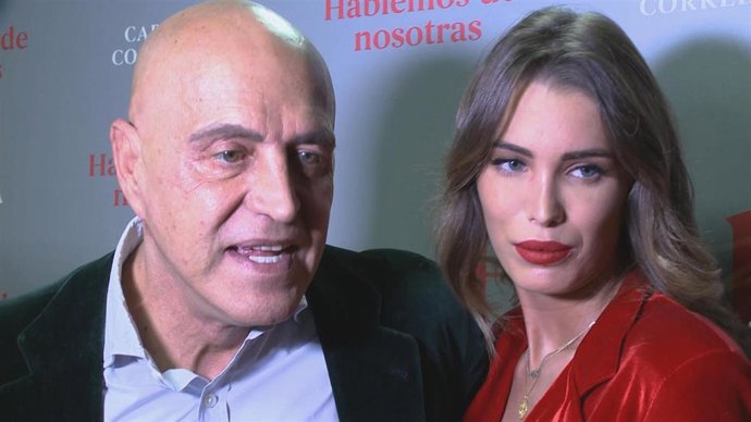 Kiko Matamoros y su novia Marta en la presentación del nuevo libro de Carlota Corredera