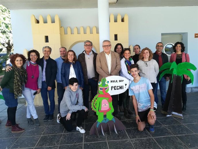 [Grupoalmeria] [L Comunicacion.Almeria.Dgob] Nota. Alumnos De Secundaria De Pechina Aprenden A Ser Empresarios Con El Programa Innicia De Empleo Y Educación