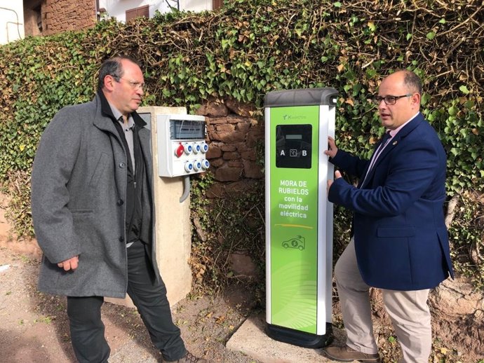 El vicepresidente de la Diputación de Teruel, Alberto Izquierdo, ha visitado este viernes la instalación de Mora de Rubielos.