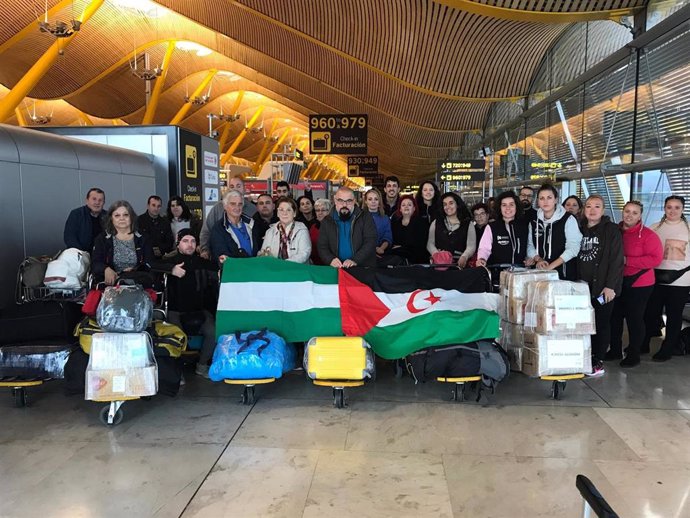Un total de 40 andaluces viajan a los campamenos saharauis
