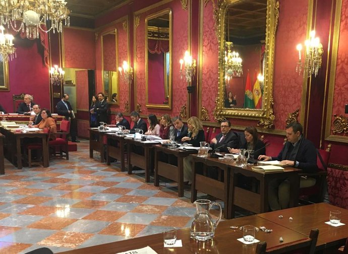 Grupos de Cs, PP y Vox en el Ayuntamiento de Granada