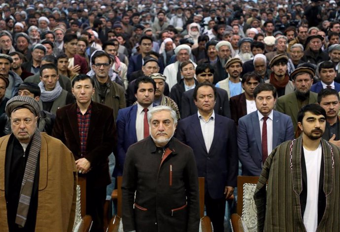 Abdulá Abdulá y sus partidarios en Kabul