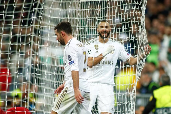 Karim Benzema celebra un gol del Real Madrid.