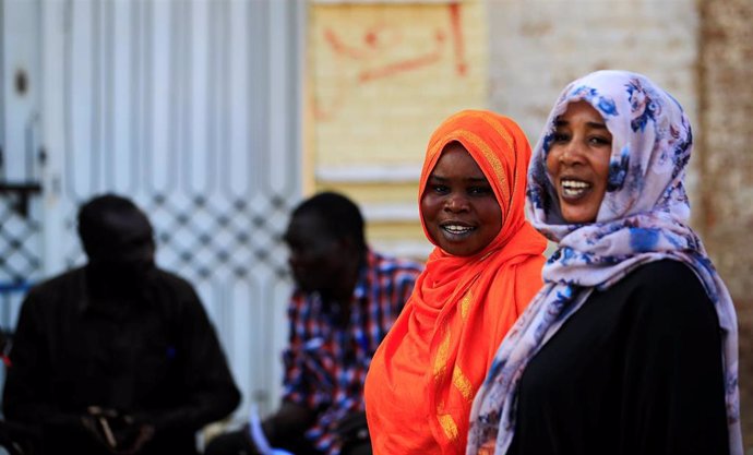 Mujeres en una calle de la capital de Sudán, Jartum