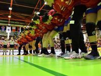 España exhibe fuerza y arrolla a Rumanía en su estreno en el Mundial