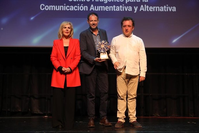 El Portal Aragonés de Comunicación Aumentativa y Alternativa recibe el Premio Autismo España 2019.
