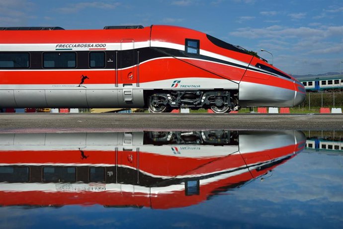 Trenes AVE que Bombardier e Hitachi suministrará a Italia