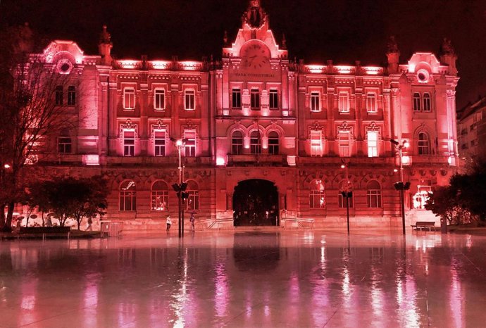 Nota Y Foto Previa Iluminación Fachada Ayuntamiento Día Mundial Del Sida