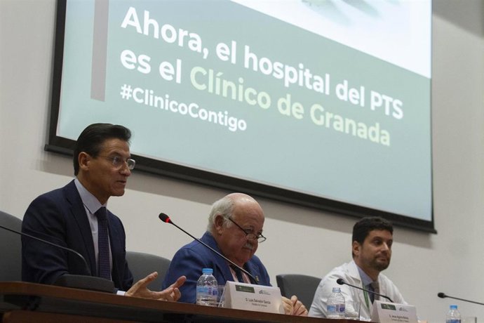 Presentación de la campaña 'Clínicocontigo' y visita la exposición