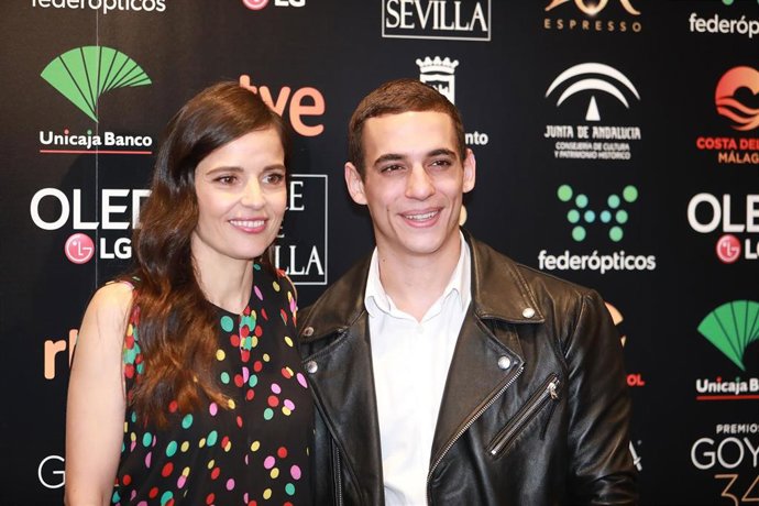 Elena Anaya y Miguel Herrán en la lectura de los Premios Goya