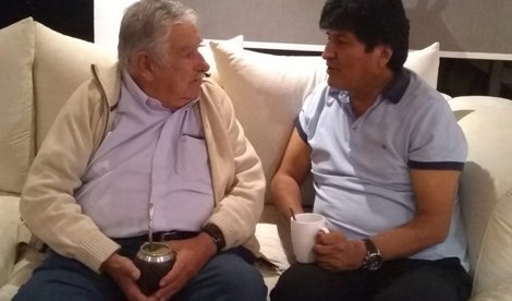 Política