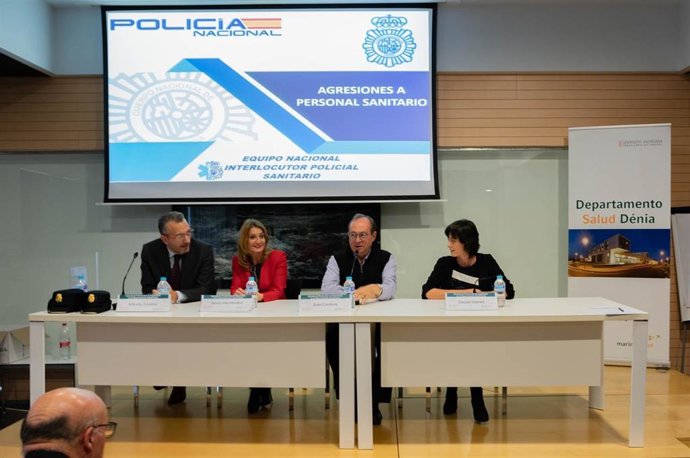 Jornada sobre las agresiones sanitarias en el Departamento de Salud de Dénia.