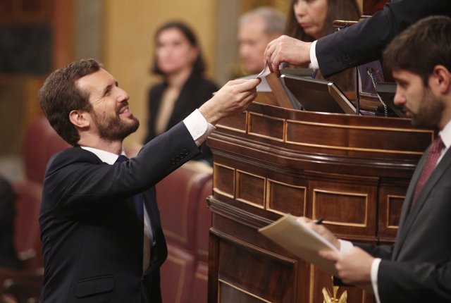 Pablo Casado vota la elección de la Mesa del Congreso