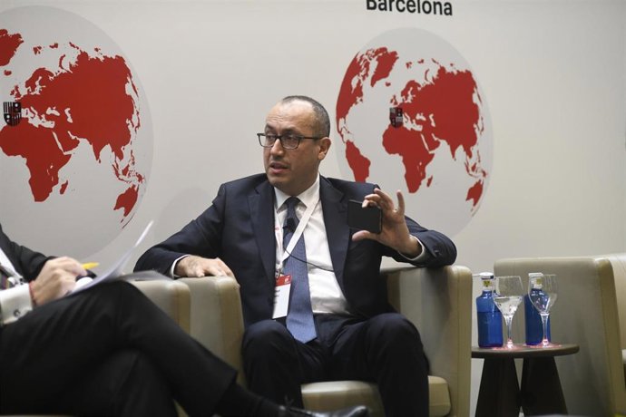El consejero delegado de BBVA, Onur Gen en una ponencia de ``Post-digitalización: impulsando nuevos servicios en el encuentro del Sector Bancario del IESE, en Madrid (España), a 3 de diciembre de 2019.