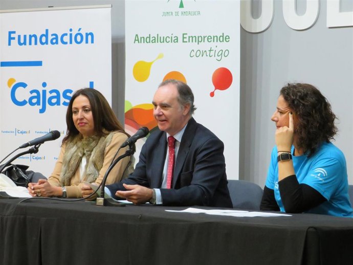 Presentan la I Hackathon Emprende en Huelva.