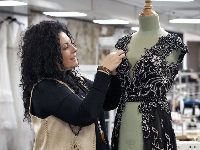 Inmaculada García - Últimos retoques del diseño exclusivo 