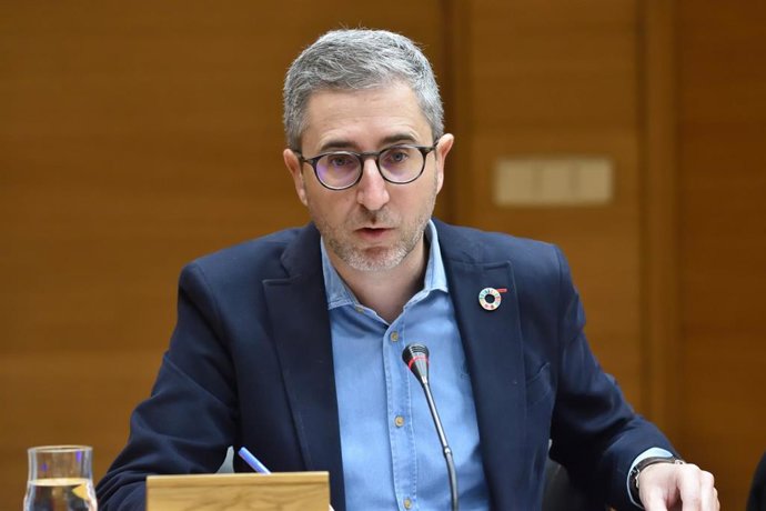 Arcadi España en Les Corts