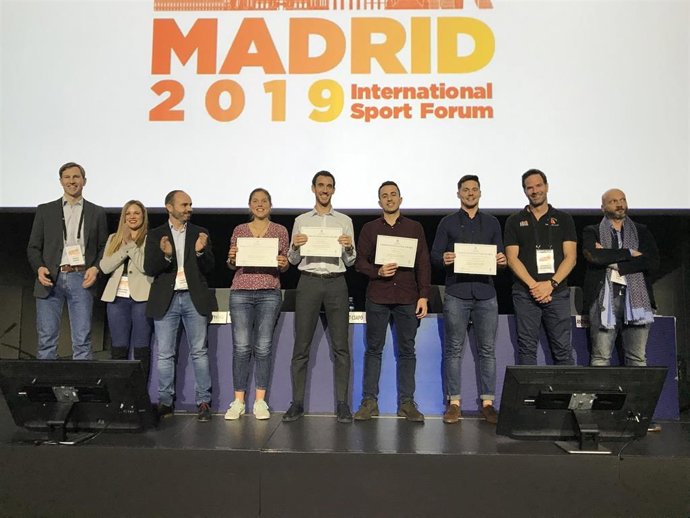 Tomás T. Freitas, investigador del Centro de Investigación de Alto Rendimiento Deportivo (CIARD) de la UCAM, recibe el Premio Applied Science Award, enmarcado en el Congreso International Sport Forum de Madrid.
