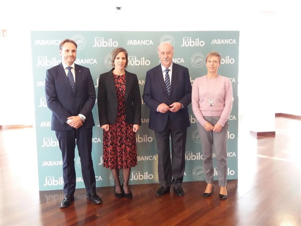 Vicente del Bosque y Teresa Portela participan en la iniciativa 'Tardes de Júbilo' de Abanca