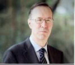 Alberto López Basaguren, jurista elegido por el PSE para integrar la comisión de expertos designados para elaboración del texto articulado del nuevo Estatuto