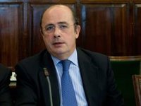 El diputat valencià de Vox Ignacio Gil Lázaro, triat vicepresident quart del Congrés