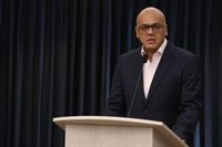 Gobierno de Venezuela dice que el país vive "los últimos estertores de la aventura tenebrosa" de Guaidó