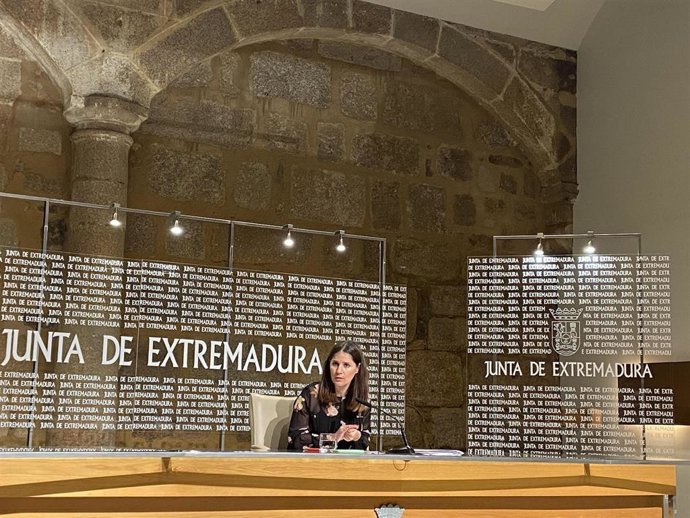 La consejera de Igualdad y portavoz de la Junta, Isabel Gil Rosiña