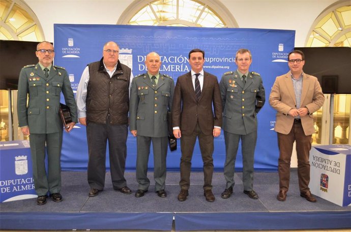 Firma del convenio para actuar en cuarteles de la Guardia Civil de la provincia de Almería