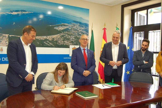 Acuerdo Para Potenciar Las Políticas De Empleo, De Bienestar Social E Igualdad Entre Diputación Y La Mancomunidad Del Campo De Gibraltar