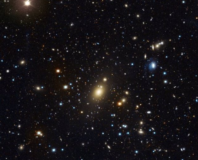 Imagen del cúmulo de galaxias Abell 85