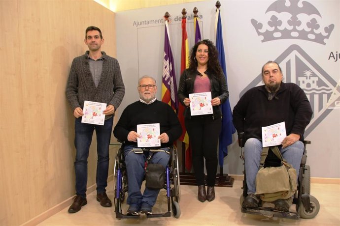 La regidora de infraestructuras y Accesibilidad del Ayuntamiento de Palma, Angélica Pastor, en la presentación de las actividades que se llevarán a cabo en la ciudad por el Día de las Personas con Discapacidad