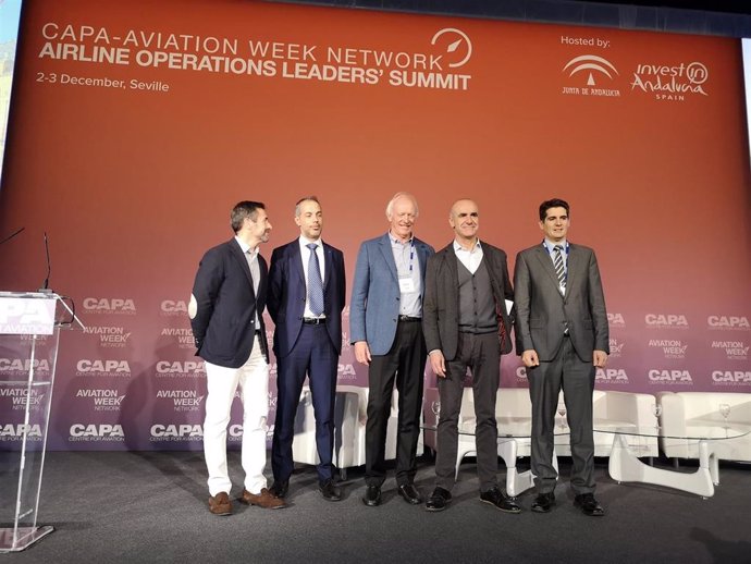 Jornada de clausura del evento internacional CAPA-Aviation Week Network Airline Operations Leaders Summit celebrado en Sevilla.