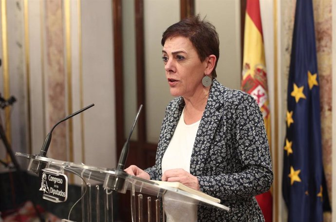 La portavoz de EH Bildu en el Congreso, Mertxe Aizpurua, en rueda de prensa tras finalizar la sesión de constitución de las Cortes para la XIV Legislatura en el Congreso de los Diputados, Madrid (España), a 3 de diciembre de 2019.