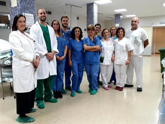 Médicos Y Enfermeros Del Hospital De Valme, Galardonados Por La Asociación Andaluza Extremeña De Anestesiología, Reanimación Y Terapéutica Del Dolor