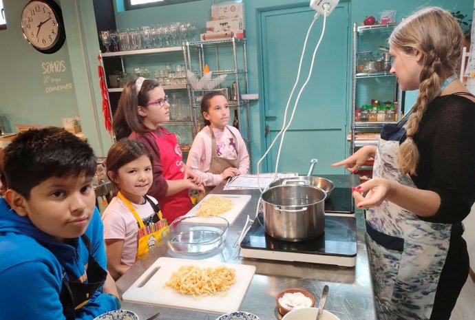 [Grupomadrid] Juvenalia 2019: Cocina, Aprendizaje Y Diversión