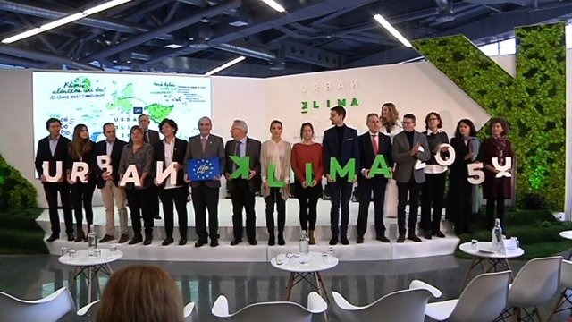 El consejero de Medio Ambiente, Planificación Territorial y Vivienda, Iñaki Arriola  durante la presentación en Bilbao del proyecto LIFE Integrado Urban Klima 2050,