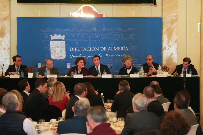 Desayuno informativo organizado por Europa Press y la Diputación Provincial sobre el 'Turismo industrial y científico en la provincia de Almería'.