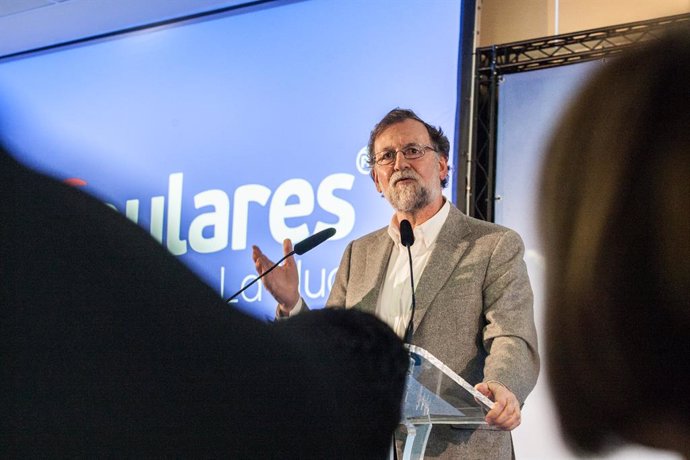 L'expresident de Govern espanyol, Mariano Rajoy, participa en un míting a Alacant.
