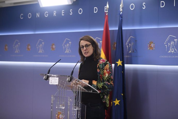 La diputada de la CUP per Barcelona Mireia Vehí ofereix una roda de premsa al Congrés dels Diputats l'endem de la constitució de la XIV Legislatura de les Corts, Madrid (Espanya), 4 de desembre del 2019.