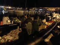 Trece detenidos tras incautarse de 123 fardos de hachís en Isla Cristina (Huelva)