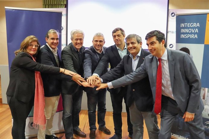 Firma del convenio entre Ibima y Fguma