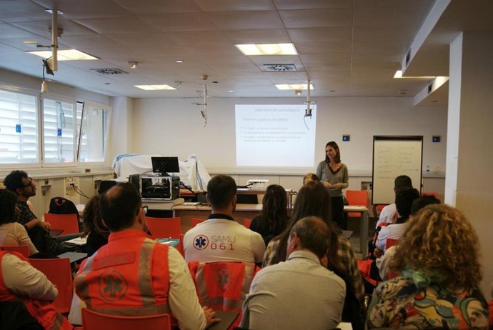 Formación a sanitarios sobre conducta suicida