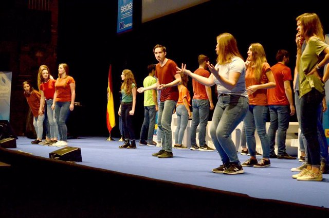Actuación teatral en la Jornada Anual de Difusión Erasmus+ 2019 en el Teatro Real de Madrid.