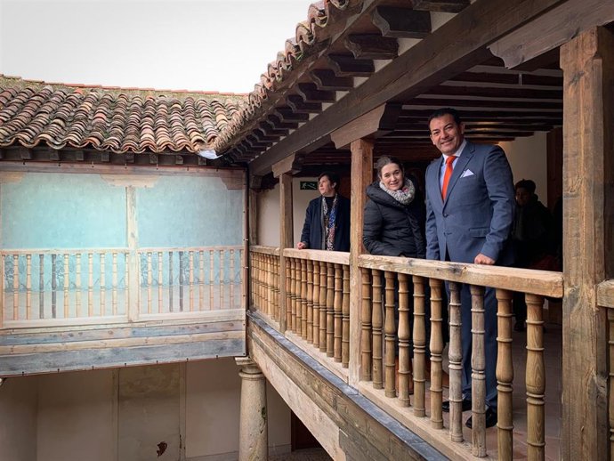 La consejera de Cultura y Turismo de la Comunidad de Madrid, Marta Rivera de la Cruz, visita Campo Real