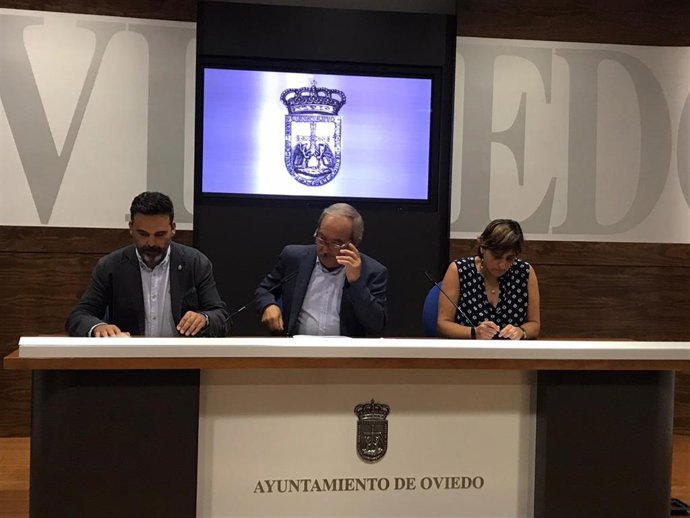 Ricardo Fernández, Wenceslao López y Ana Rivas.