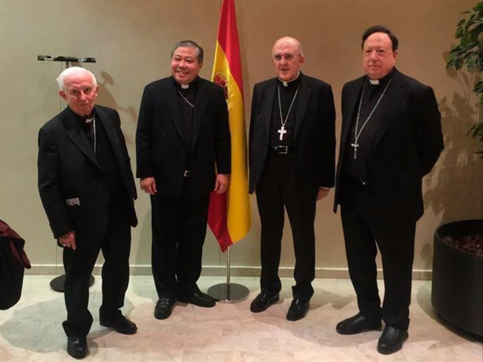 El nuevo nuncio del Papa llega a España