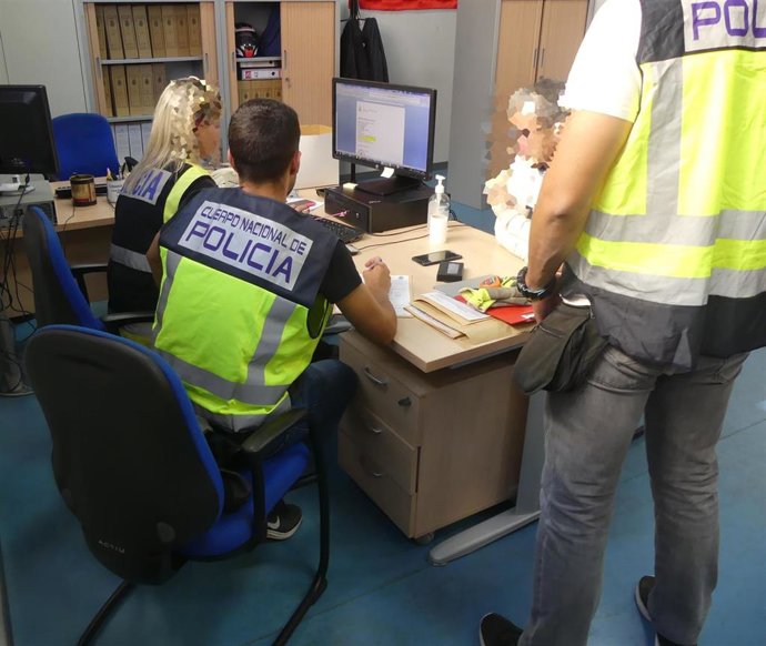 La Policía Nacional desarticula en Zaragoza una red organizada de trata de seres humanos.