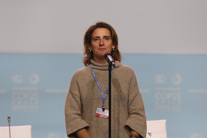 La ministra para la Transición Ecológica en funciones, Teresa Ribera atiende a los medios de cara al COP25, en Madrid a 30 de noviembre de 2019
